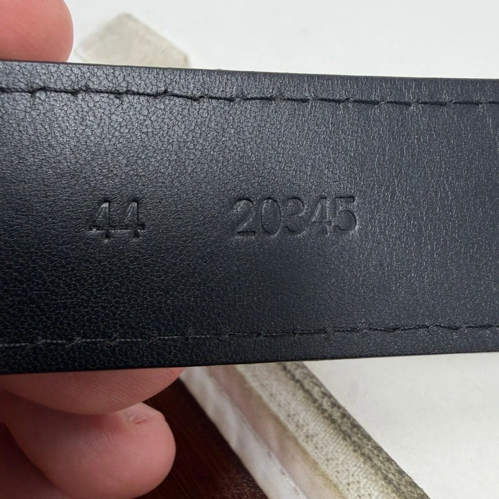 Duluth Trading Co Belt Mens 44 Lifetime Durability Black Leather 20345 EUC